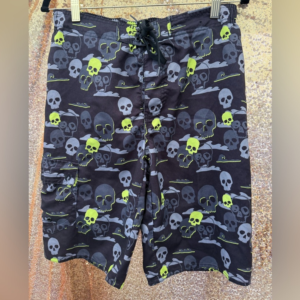 Hang Ten Kids Skull Print Shorts - Black and Green